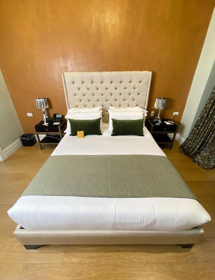 Itza Hotel Boutique Internacional Cuenca Esterno foto