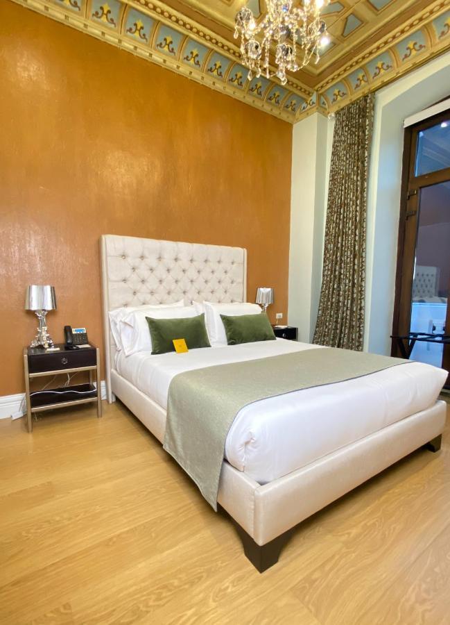 Itza Hotel Boutique Internacional Cuenca Esterno foto